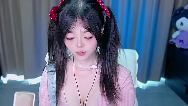 Snapshot of xiaobao-baby chatting on 06.15.26 xiaobao-baby online show from 06.15.26