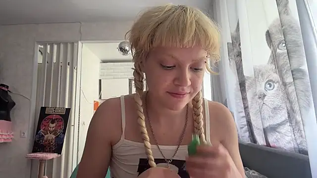 FreedaDeloach online show from 07.05.26