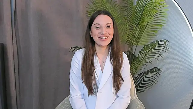 Snapshot of RosanaWeyler chatting on 06.13.26 RosanaWeyler online show from 06.13.26