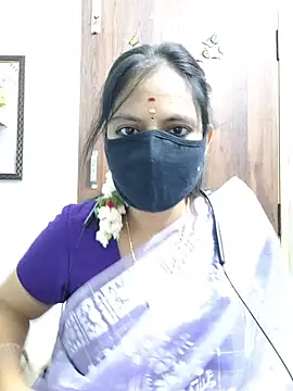 Snapshot of Tamil_white_beauty chatting on 07.20.26 Tamil white beauty online show from 07.20.26