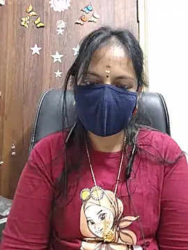 Snapshot of Tamil_white_beauty chatting on 07.30.26 Tamil white beauty online show from 07.30.26