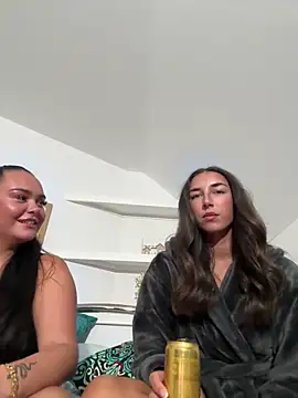 Snapshot of GraceHughesxo chatting on 06.19.26 GraceHughesxo online show from 06.19.26