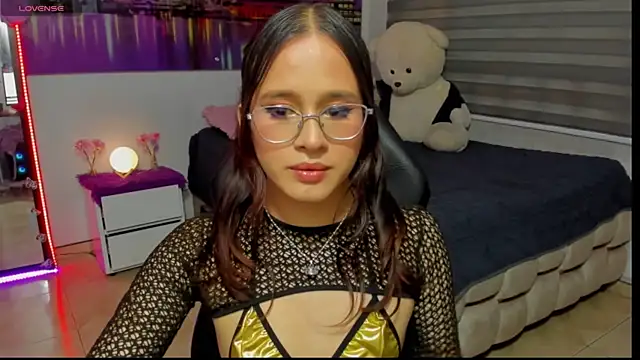 Snapshot of kumikoxxx chatting on 07.11.26 kumikoxxx online show from 07.11.26