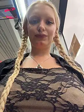 Elfi InPublic online show from 07.02.26