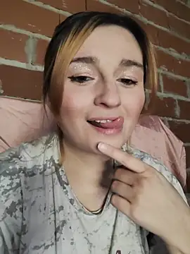 Snapshot of marulimary chatting on 07.27.26 marulimary online show from 07.27.26