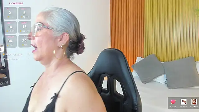 catalina villan online show from 07.11.26
