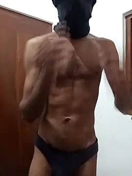 Snapshot of UR_skinny_boy chatting on 07.19.26 UR skinny boy online show from 07.19.26