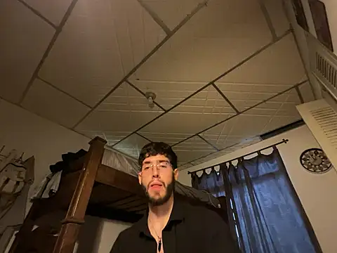Snapshot of Leo_Saint_ chatting on 06.14.26 Leo Saint online show from 06.14.26
