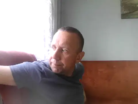 Snapshot of RafalekRozmarynowski81 chatting on 07.27.26 RafalekRozmarynowski81 online show from 07.27.26