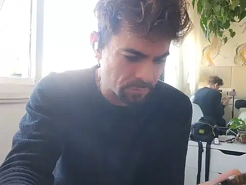 Snapshot of EnricoNetto chatting on 07.16.26 EnricoNetto online show from 07.16.26