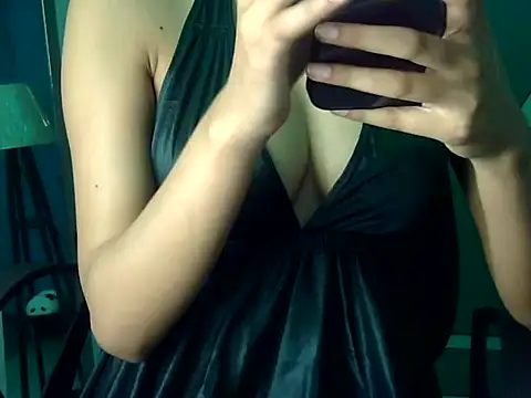 Snapshot of siyaaa_kapoor chatting on 07.18.26 siyaaa kapoor online show from 07.18.26