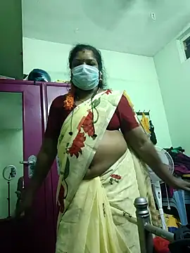 Snapshot of tamil-kamakanni chatting on 07.15.26 tamil-kamakanni online show from 07.15.26
