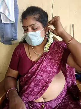 Snapshot of tamil-kamakanni chatting on 07.22.26 tamil-kamakanni online show from 07.22.26