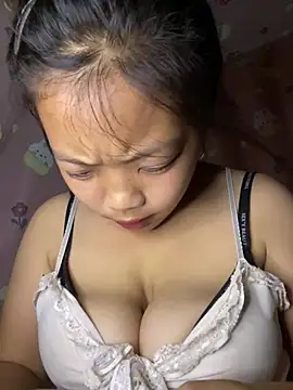Snapshot of -Mymy_ chatting on 07.24.26 -Mymy online show from 07.24.26