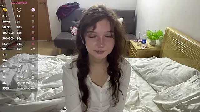 Snapshot of Ela_Wish chatting on 08.09.26 Ela Wish online show from 08.09.26