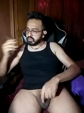 freakkydessi online show from 07.08.26