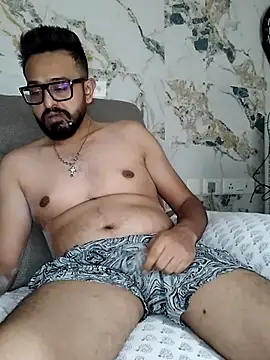 freakkydessi online show from 07.31.26