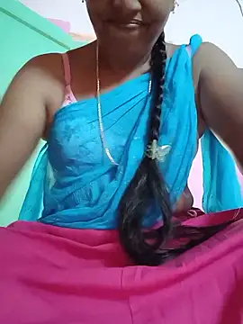 Snapshot of Tamilsexy35 chatting on 06.21.26 Tamilsexy35 online show from 06.21.26