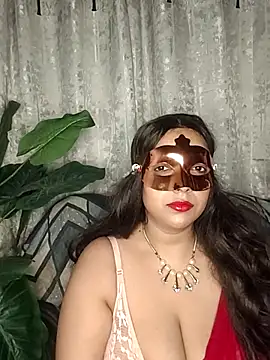 Snapshot of Cupid_Mayra chatting on 07.24.26 Cupid Mayra online show from 07.24.26