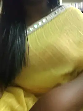Snapshot of prethutamil chatting on 07.19.26 prethutamil online show from 07.19.26