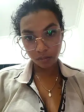 Snapshot of sophiagomezx chatting on 07.08.26 sophiagomezx online show from 07.08.26