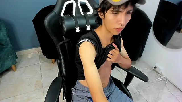 Snapshot of justin_twink20 chatting on 07.15.26 justin twink20 online show from 07.15.26