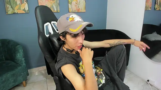 Snapshot of justin_twink20 chatting on 07.29.26 justin twink20 online show from 07.29.26