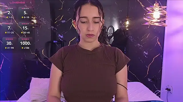 Snapshot of ZoeBlissX chatting on 07.18.26 ZoeBlissX online show from 07.18.26