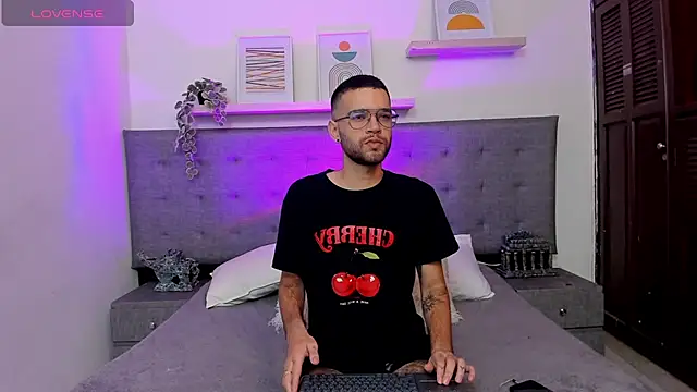 elliot flame online show from 06.22.26