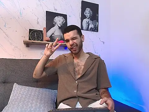 elliot flame online show from 07.15.26