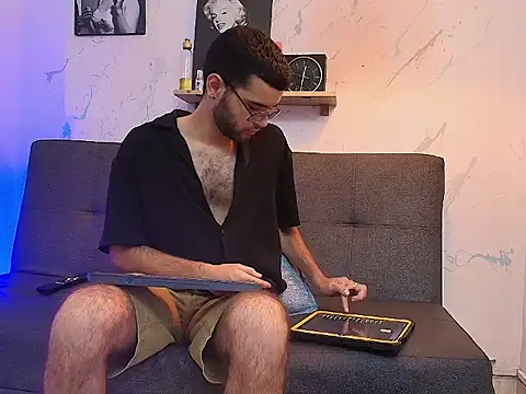 elliot flame online show from 07.21.26