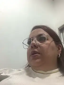 Snapshot of Celestina_Bellucci19 chatting on 06.28.26 Celestina Bellucci19 online show from 06.28.26