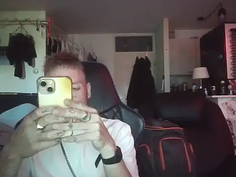Snapshot of jeffreyNLD chatting on 07.21.26 jeffreyNLD online show from 07.21.26