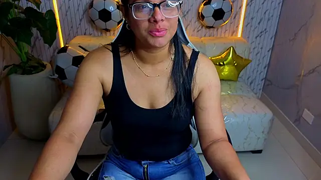 sarah bay tx online show from 06.21.26