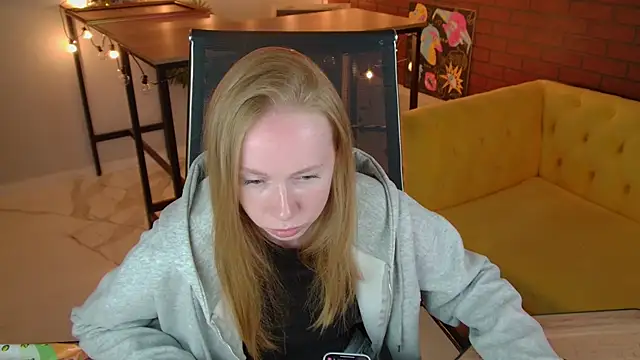 BellaRosewood online show from 06.28.26