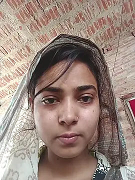 Snapshot of Simran_143 chatting on 06.18.26 Simran 143 online show from 06.18.26