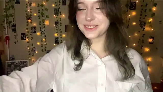 Snapshot of yanashowsy chatting on 06.26.26 yanashowsy online show from 06.26.26