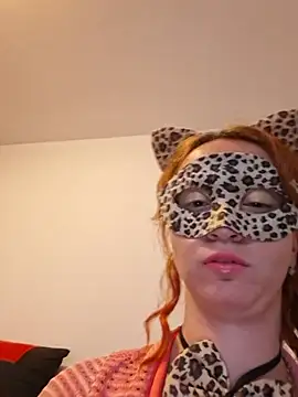 KociciZena01 online show from 07.04.26
