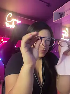 Snapshot of LuisAny chatting on 07.11.26 LuisAny online show from 07.11.26