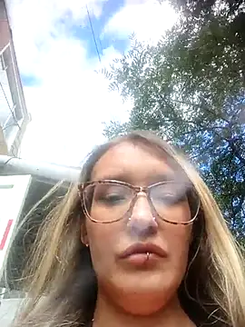Snapshot of karla-giraldo1 chatting on 07.25.26 karla-giraldo1 online show from 07.25.26