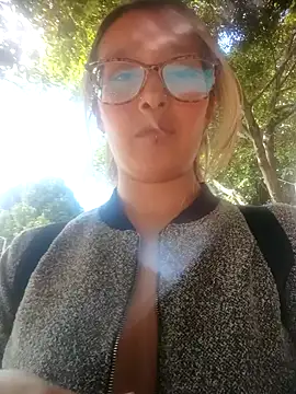 Snapshot of karla-giraldo1 chatting on 07.30.26 karla-giraldo1 online show from 07.30.26