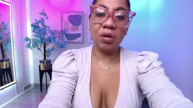 Silvana lane online show from 07.25.26
