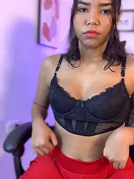 MaddyMichelle  online show from 06.25.26