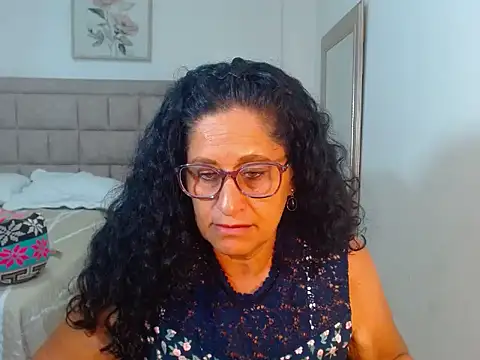 Snapshot of juanitaaxoox chatting on 07.18.26 juanitaaxoox online show from 07.18.26