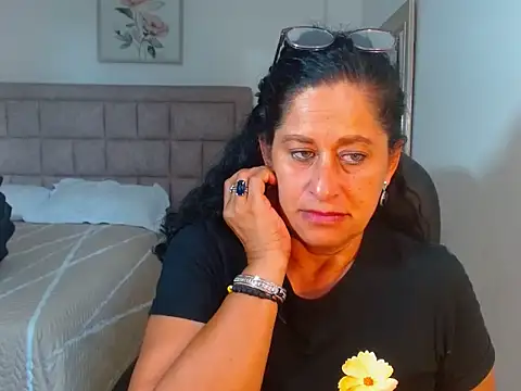 Snapshot of juanitaaxoox chatting on 07.23.26 juanitaaxoox online show from 07.23.26