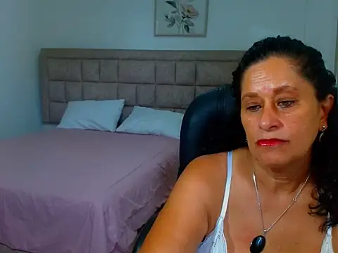 Snapshot of juanitaaxoox chatting on 07.28.26 juanitaaxoox online show from 07.28.26