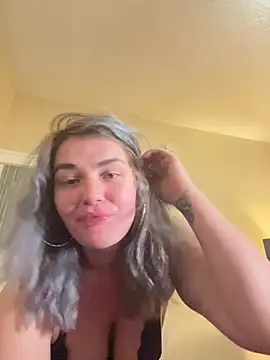 Snapshot of mzzfettyblu chatting on 07.24.26 mzzfettyblu online show from 07.24.26