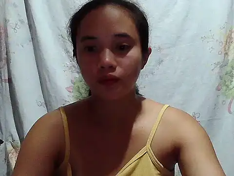 Snapshot of sophie_193 chatting on 06.20.26 sophie 193 online show from 06.20.26