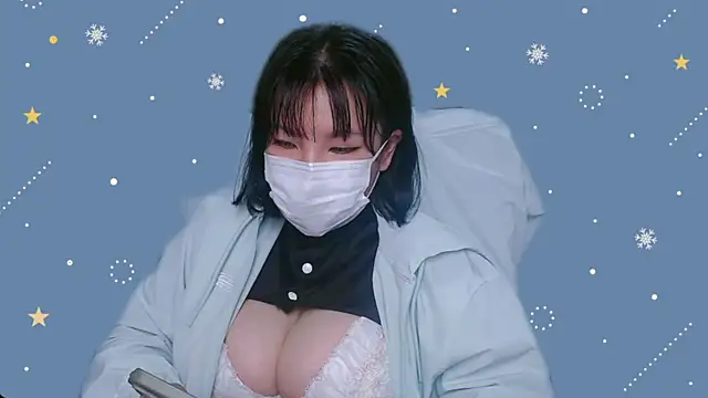 Snapshot of yu_hentai chatting on 06.27.26 yu hentai online show from 06.27.26