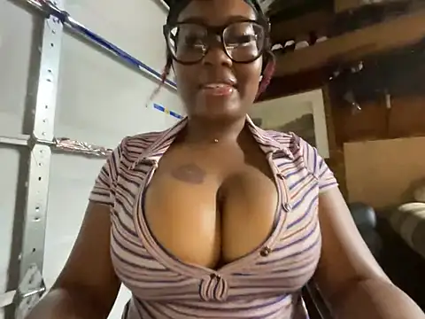bighettobooty online show from 07.23.26